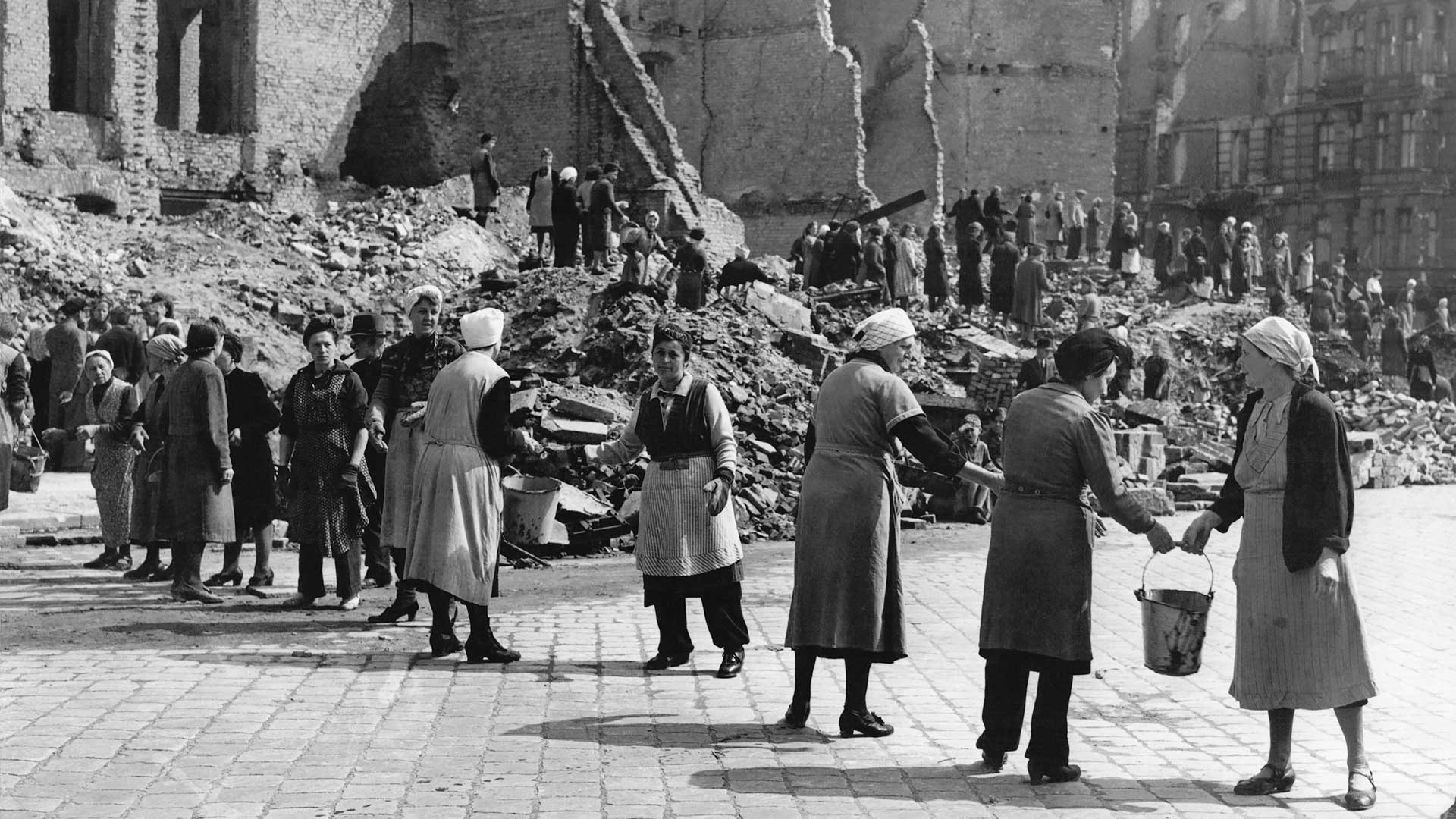 Berlin 1945 E3 Berlin 1945 Knowledge.ca